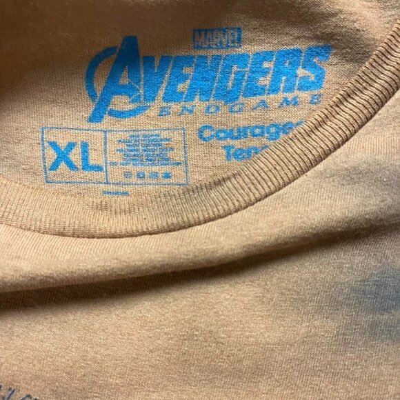 Marvel avengers t shirt - Picture 4 of 5